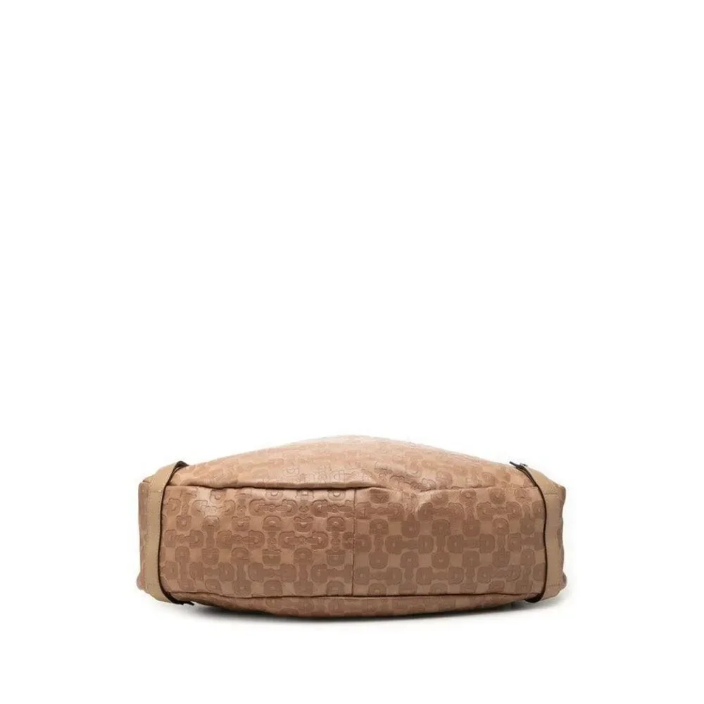 Gucci delivery duty
